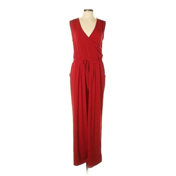 Gold Ray Jumpsuit Women's Size MP Red Polyester Sleeveless Stretchy V-Neck - Picture 1 of 12